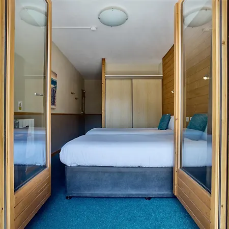 Les Grangettes 2* Мерибель